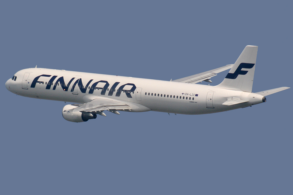 Airbus_A321-211_Finnair_OH-LZC