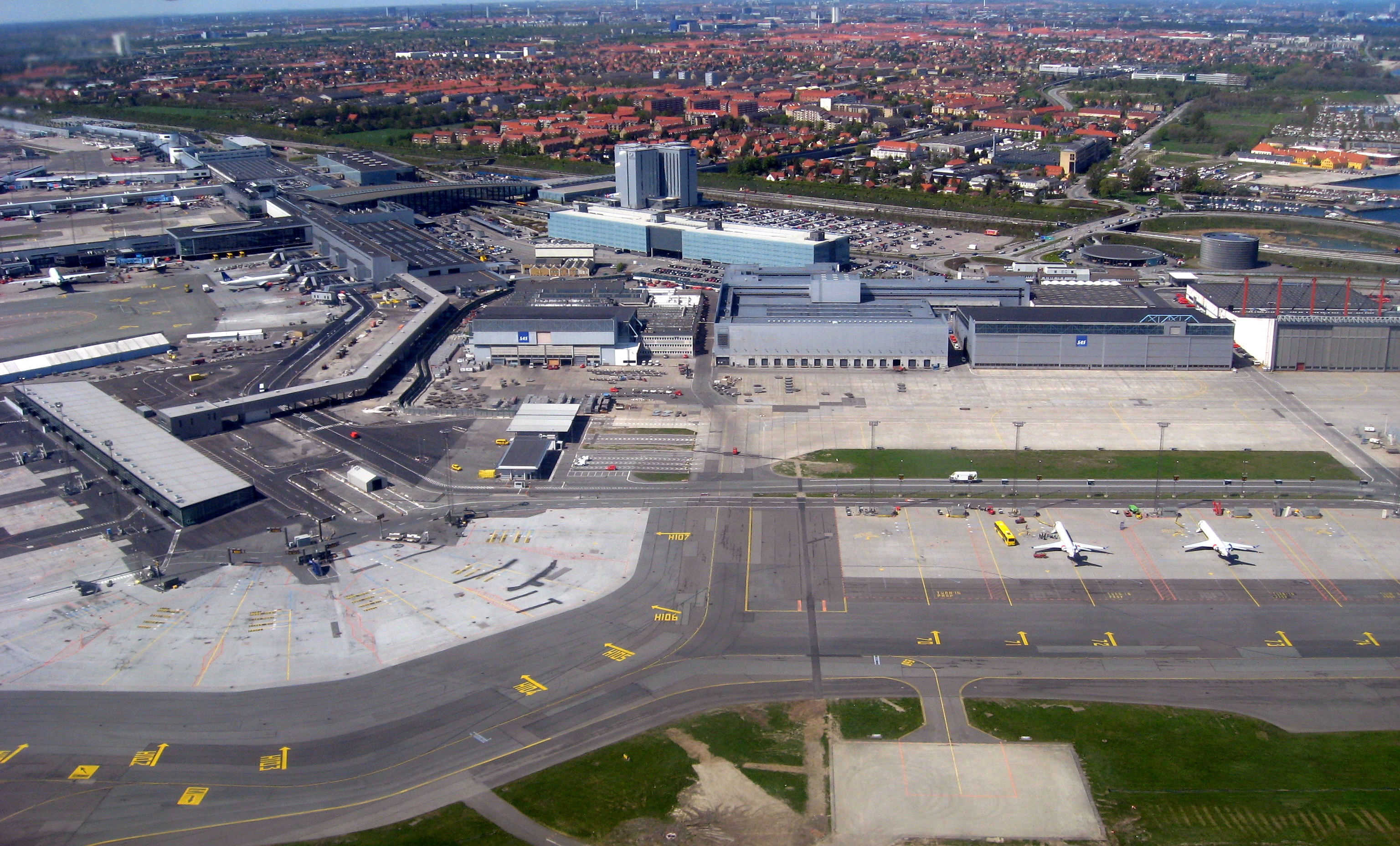 CPH_LUFTHAVNEN_2011_(ubt)
