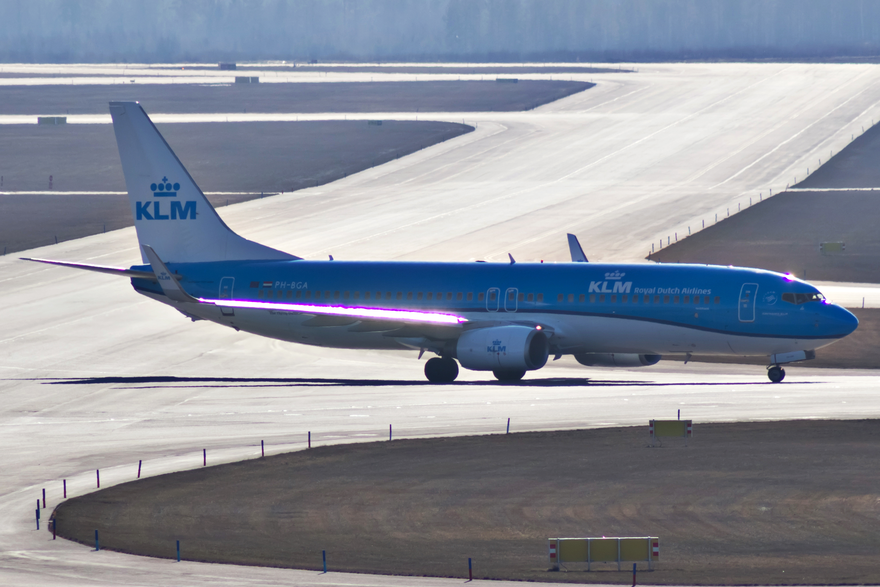 PH-BGA_737_KLM_ARN