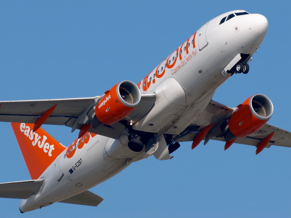Easyjet_Airbus_A319.png