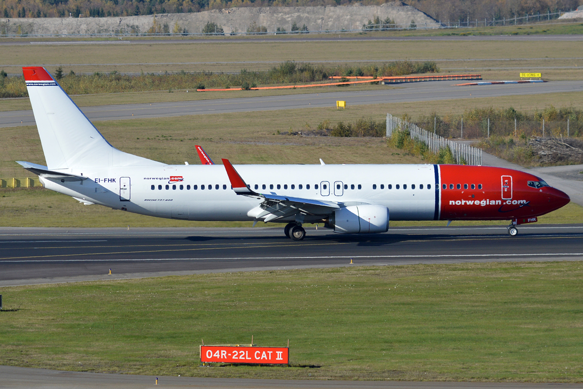norwegian_ei-fhk_boeing_737-8jp_22031877479