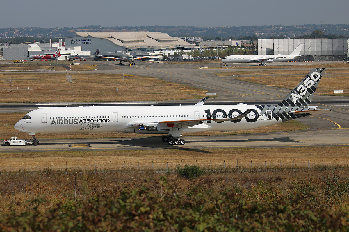 airbus_industrie_f-wlxv_airbus_a350-1000