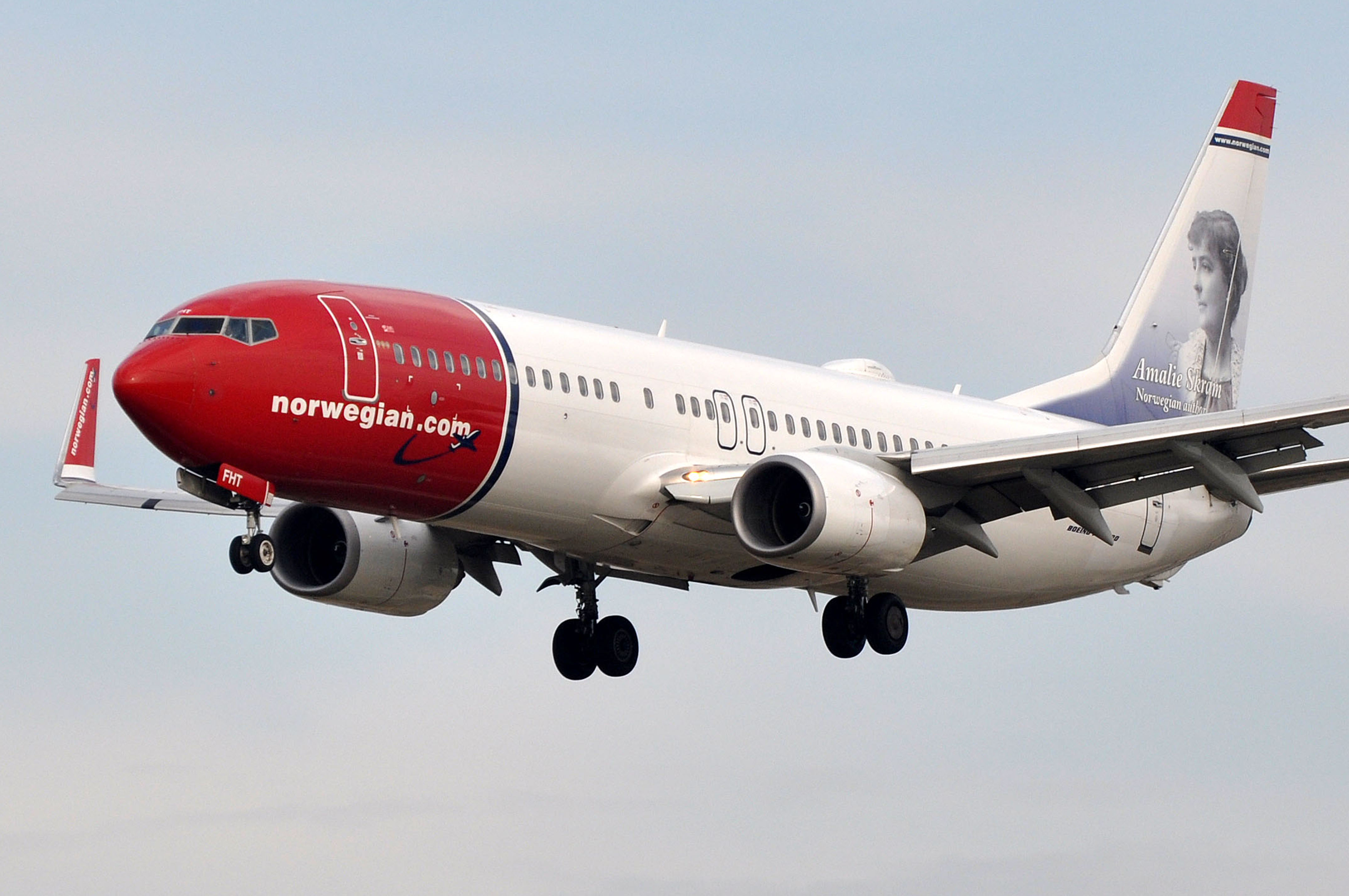 ei-fht_bcn_23942373700