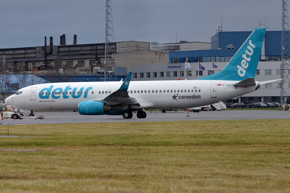 corendon_airlines_detur_livery_tc-tjj_boeing_737-8s3_22627373770