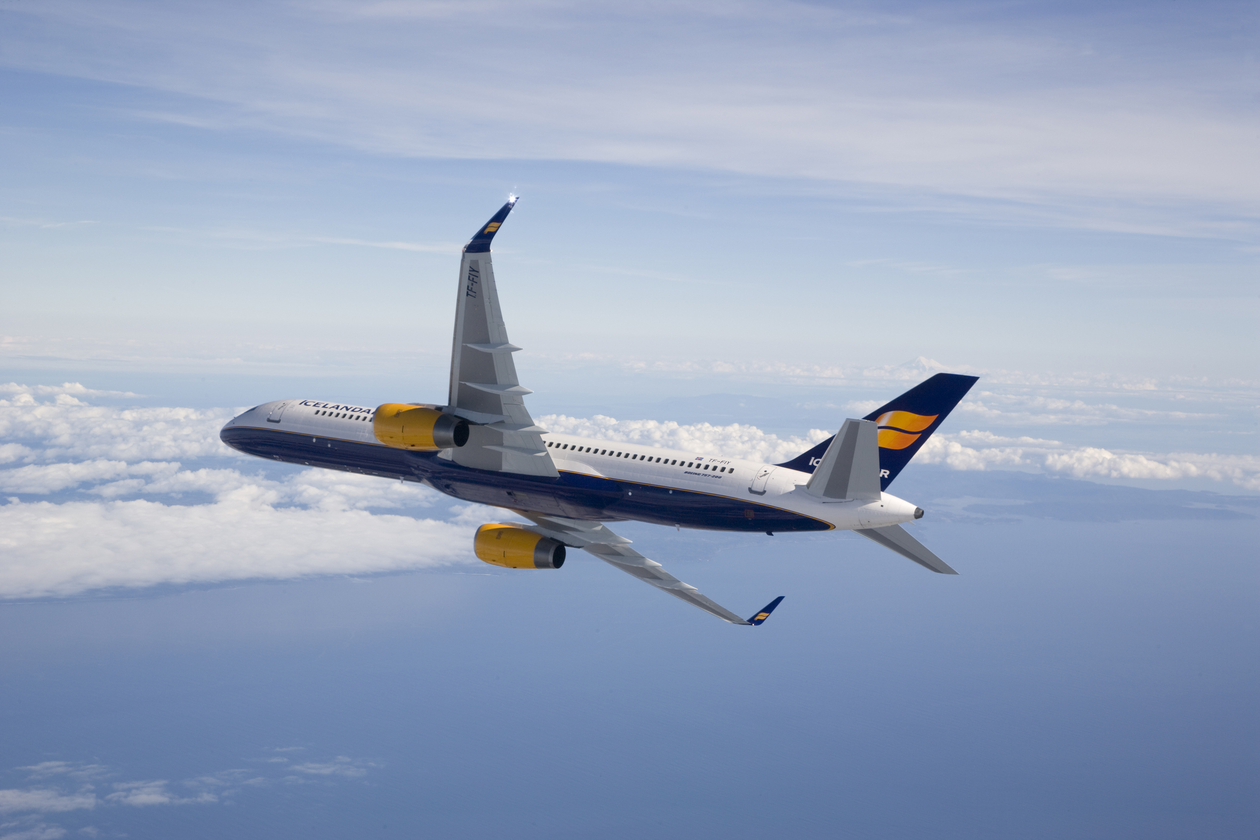Icelandair Boeing 757-200