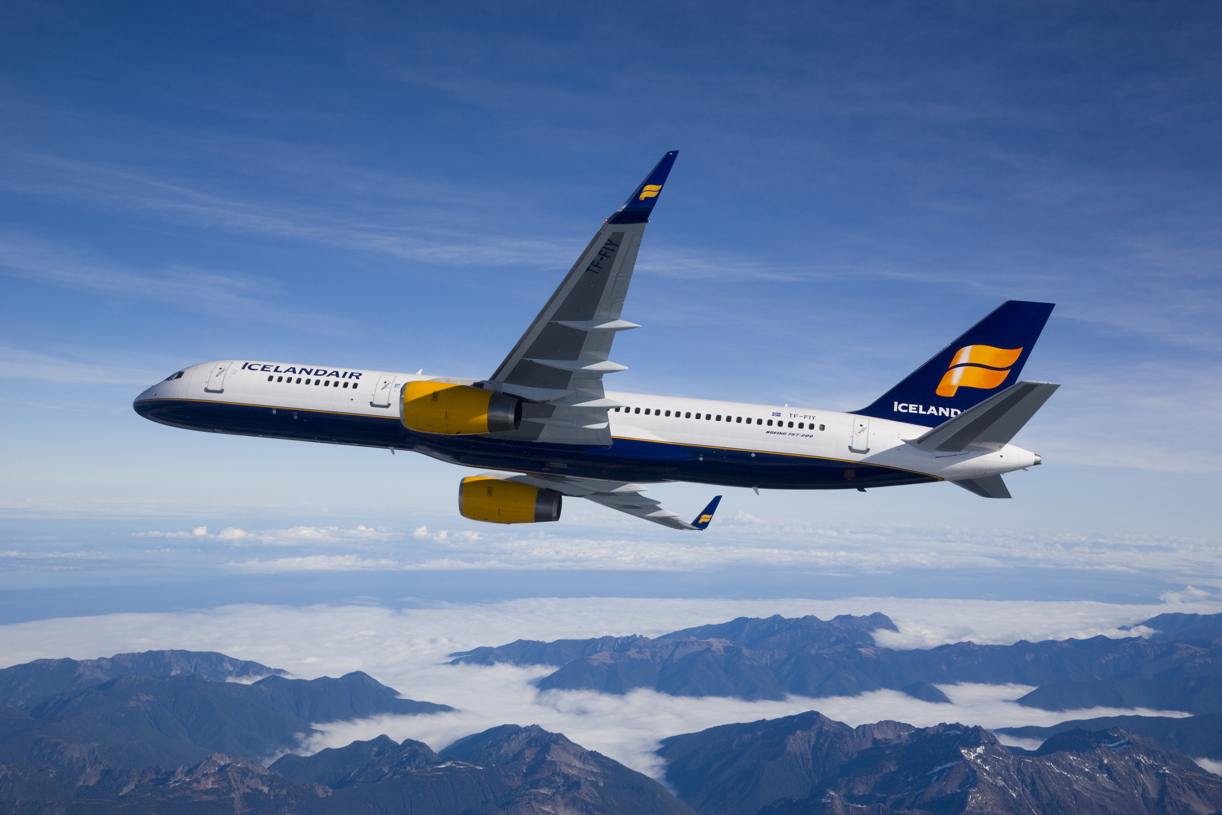 Icelandair Boeing 757-200