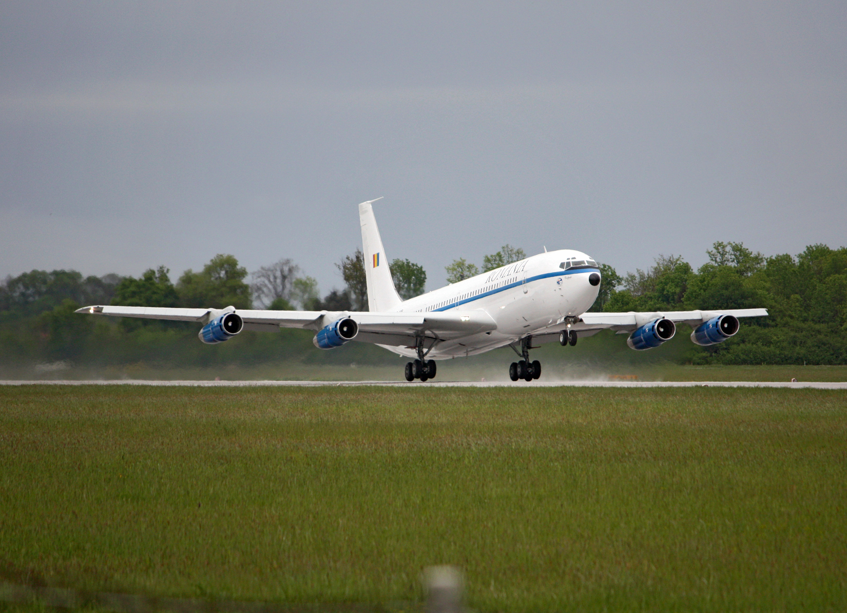Boeing_707