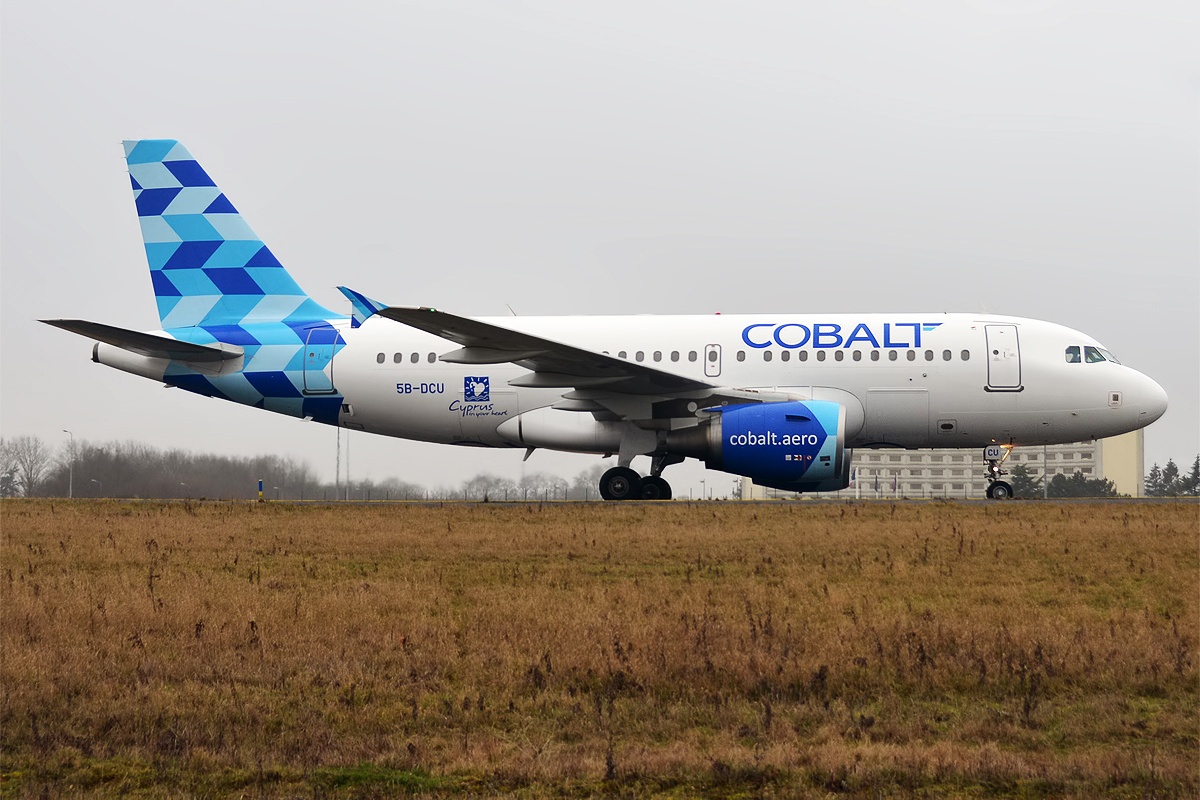 Cobalt,_5B-DCU,_Airbus_A319-112_(32243653653)