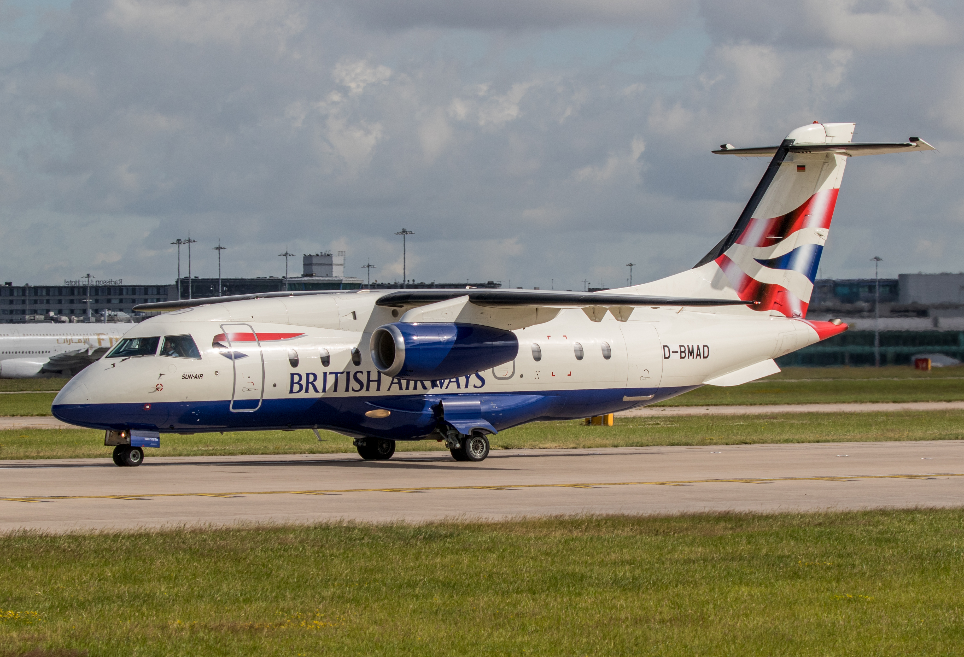 British_Airways_(Sun_Air)_Dornier_328_D-BMAD_(35397314572)