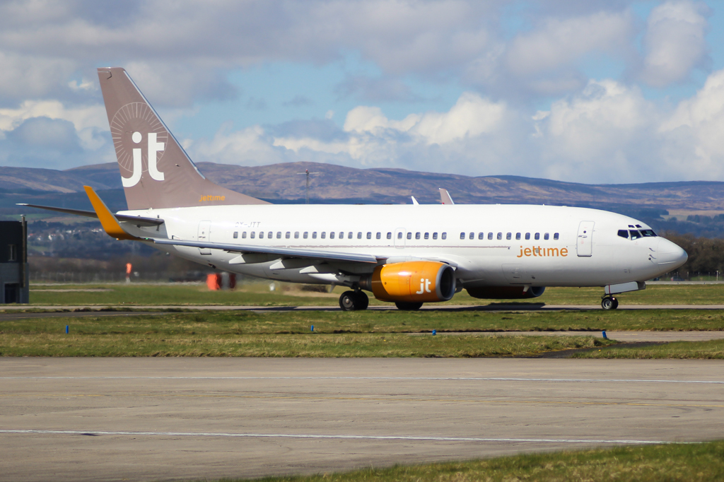 OY-JTT_Boeing_737-700_Jet_Time_(26313533402)