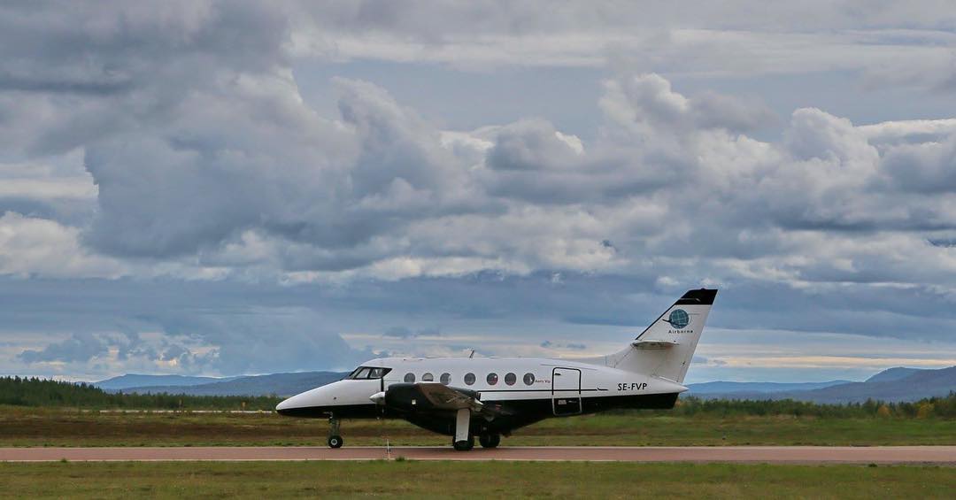 Bildresultat fÃ¶r Airborne of Sweden jetstream 31