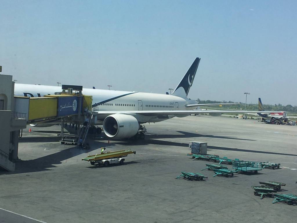 Pakistans stängda luftrum skapar nya rutter och&nbsp;förseningar