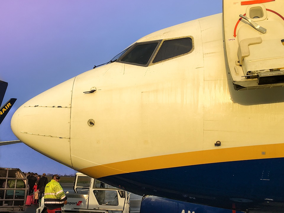 1 500 jobb i fara hos Ryanair men dotterbolag expanderar