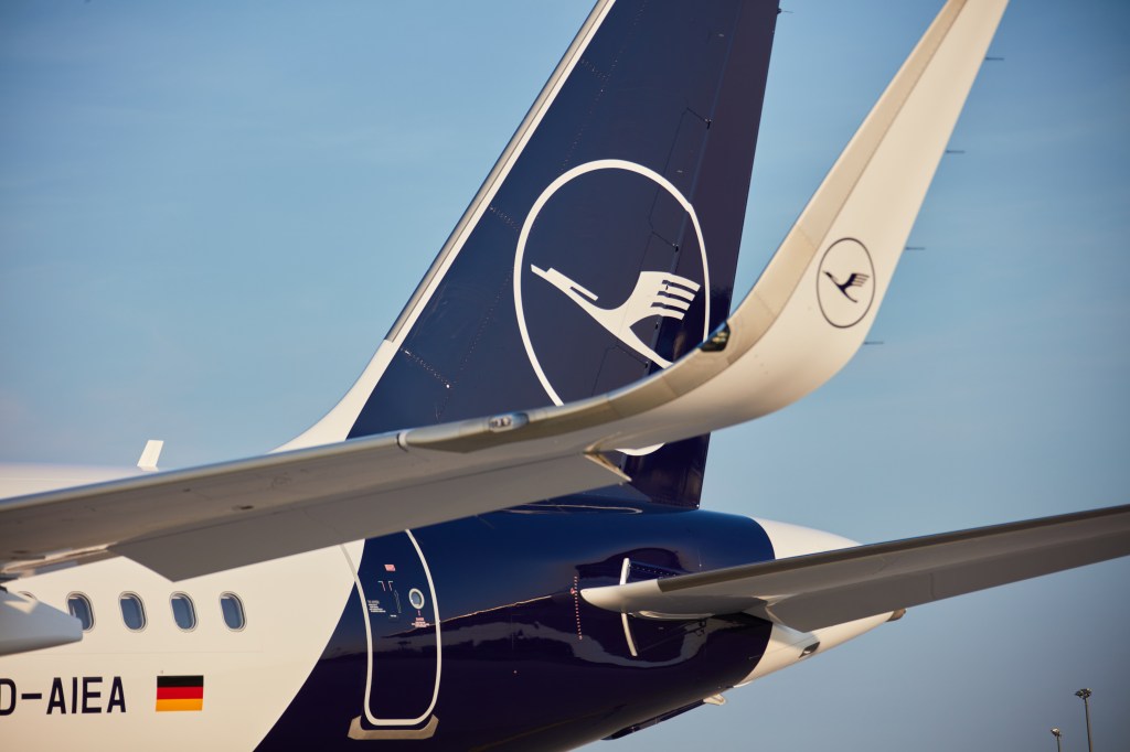 Lufthansa Group tar över efter Adria Airways