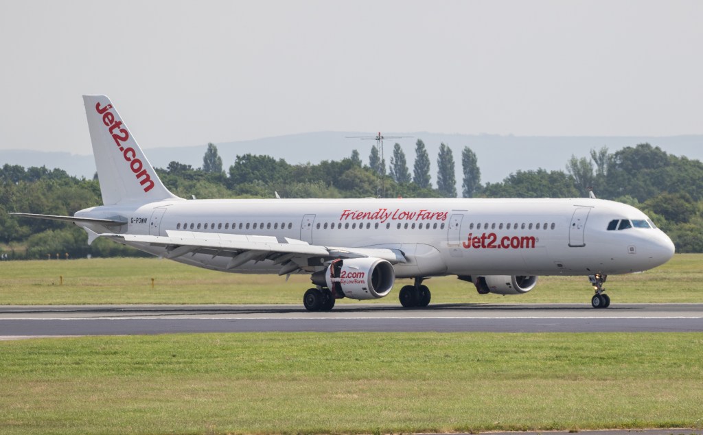 Miljonböter och banlysning i all evighet för aggresiv kvinna