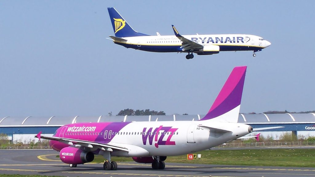 Ryanair gör sig redo för tuff kamp med Wizz Air